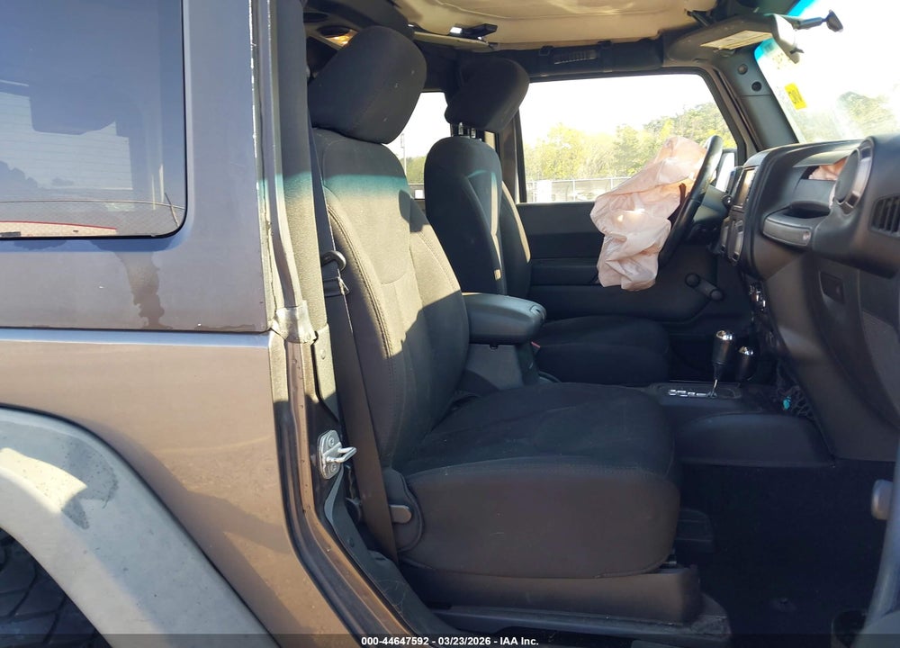 2014 JEEP WRANGLER WILLYS WHEELER VIN: 1C4AJWAG8EL219570
