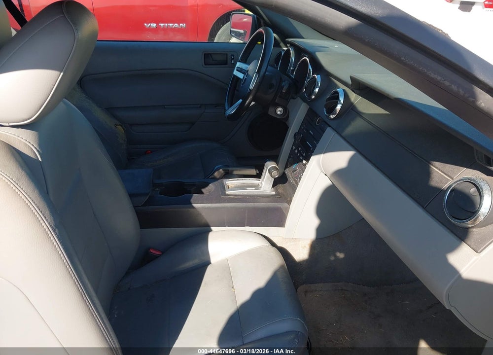 2006 FORD MUSTANG V6 VIN: 1ZVFT84N165217927