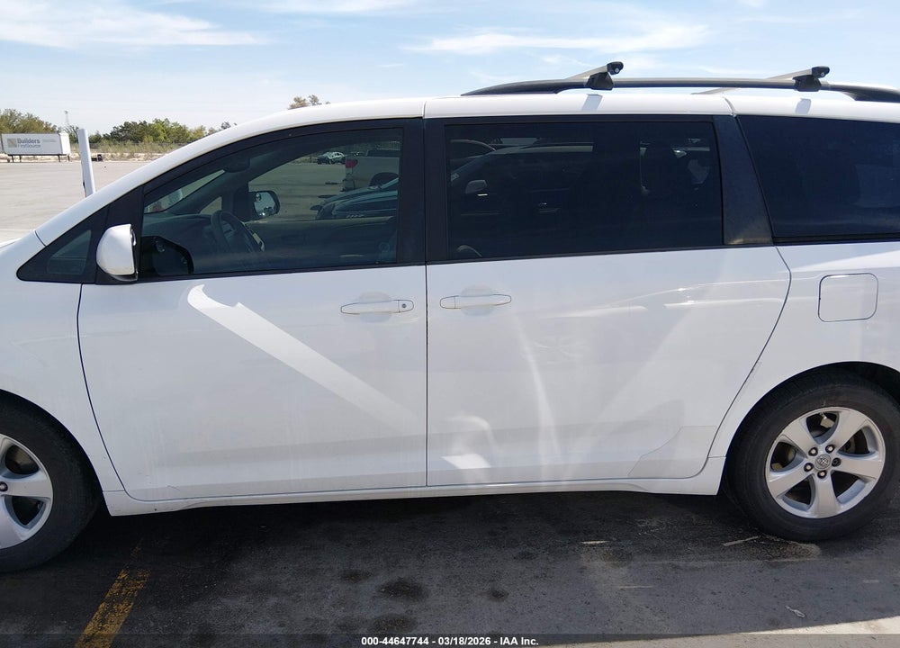 2012 TOYOTA SIENNA LE V6 8 PASSENGER VIN: 5TDKK3DC8CS222814