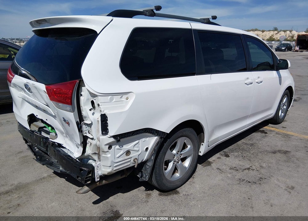 2012 TOYOTA SIENNA LE V6 8 PASSENGER VIN: 5TDKK3DC8CS222814