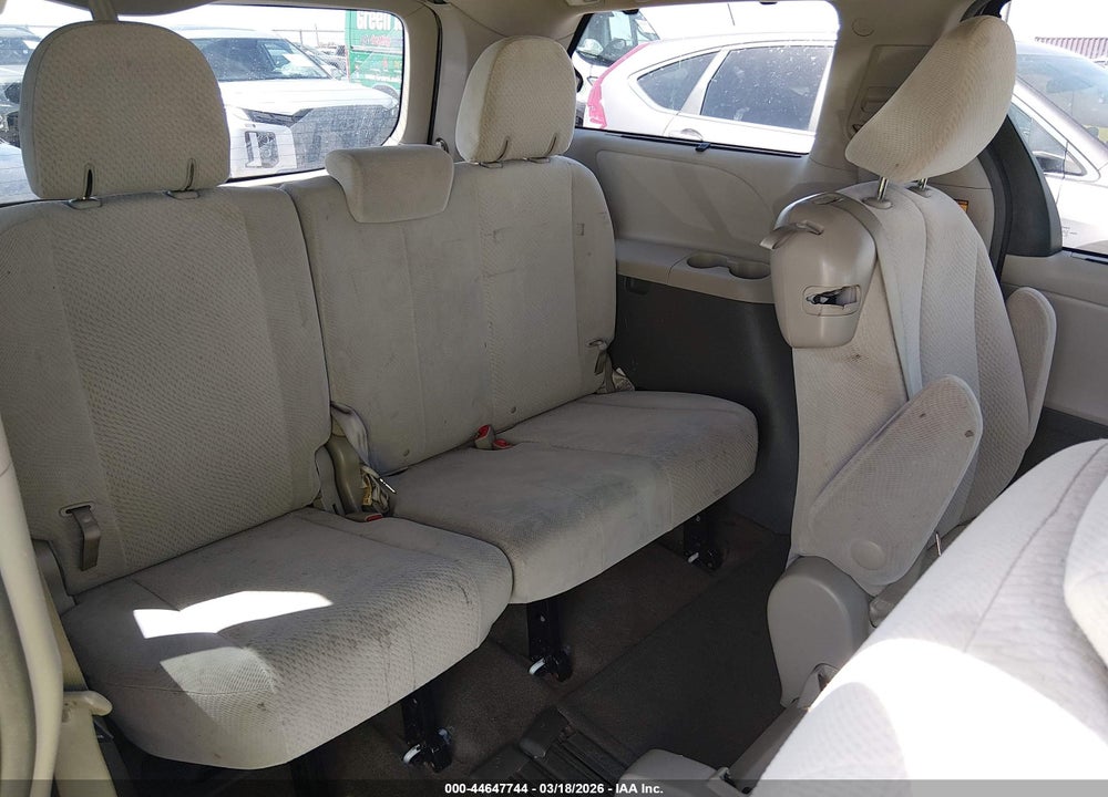2012 TOYOTA SIENNA LE V6 8 PASSENGER VIN: 5TDKK3DC8CS222814