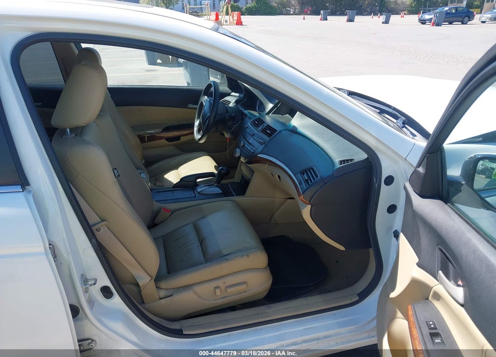 2012 HONDA ACCORD 2.4 EX-L VIN: 1HGCP2F8XCA177687