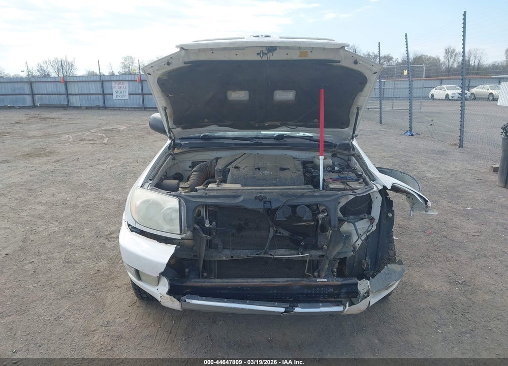 2004 TOYOTA 4RUNNER SR5 V6 VIN: JTEZU14RX40028366
