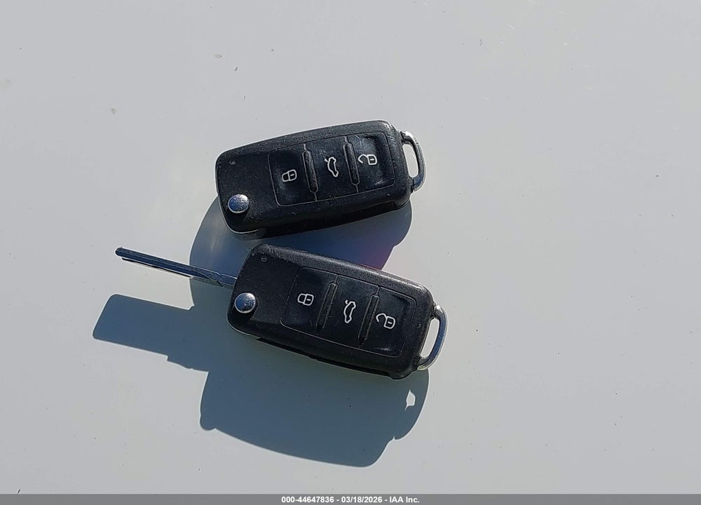 2013 VOLKSWAGEN JETTA SE VIN: 3VWDP7AJ3DM398849