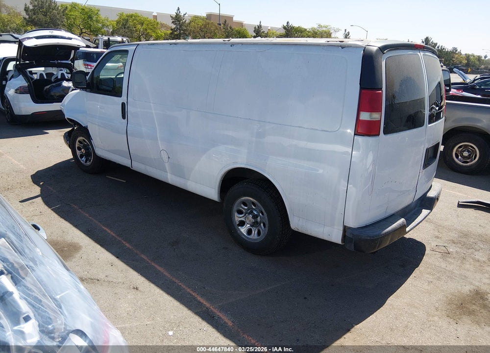 2010 CHEVROLET EXPRESS 1500 WORK VAN VIN: 1GCUGADX5A1114310
