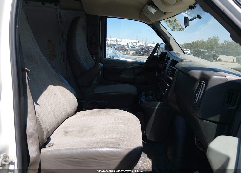 2010 CHEVROLET EXPRESS 1500 WORK VAN VIN: 1GCUGADX5A1114310