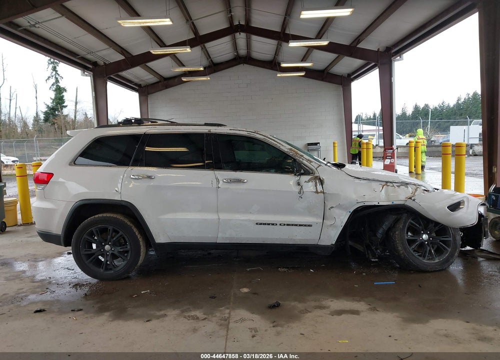 2017 JEEP GRAND CHEROKEE LAREDO 4X2 VIN: 1C4RJEAG7HC916133