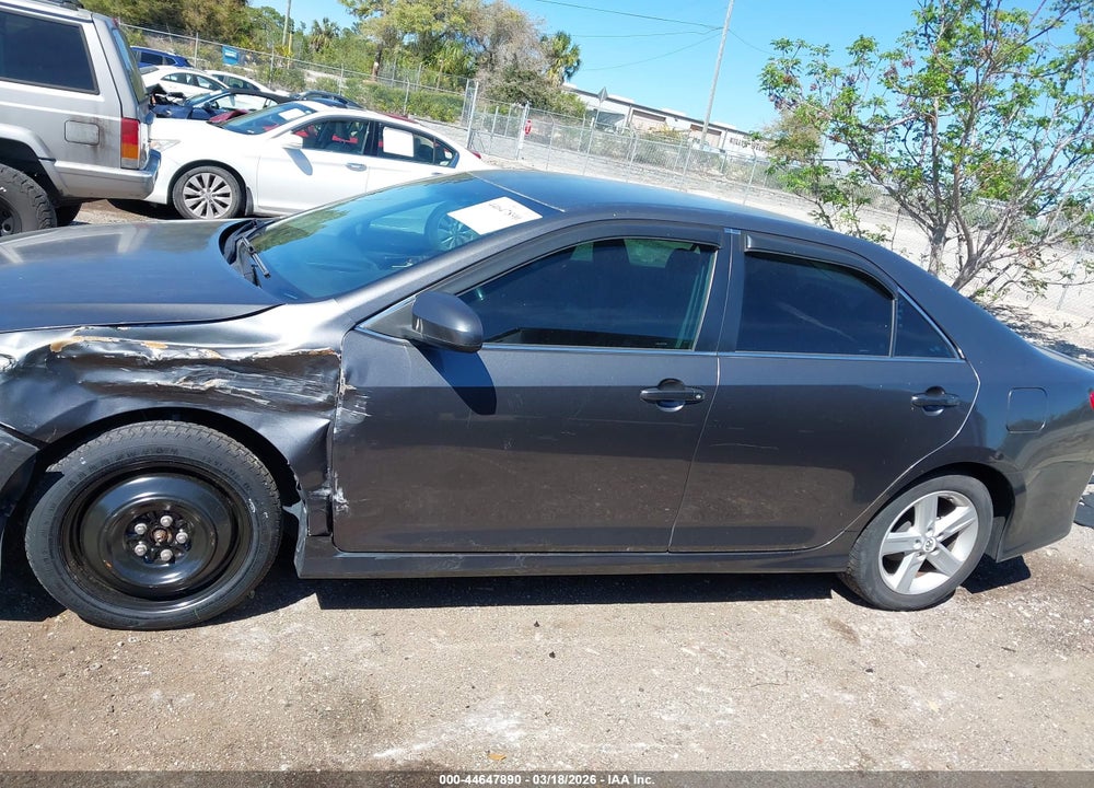 2012 TOYOTA CAMRY SE VIN: 4T1BF1FK0CU153282