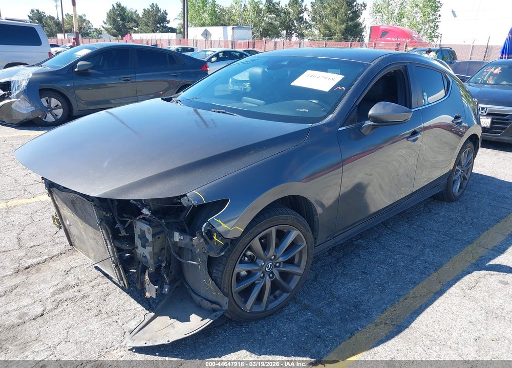 2019 MAZDA 3 VIN: JM1BPALM8K1109067