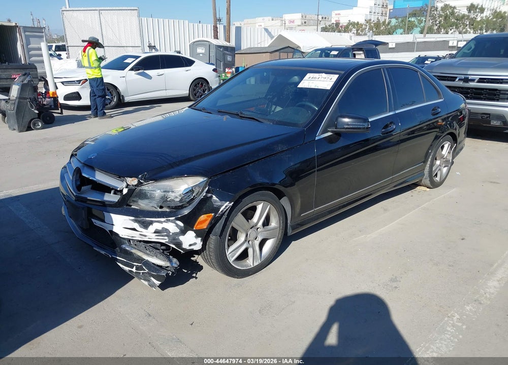 2011 MERCEDES-BENZ C 300 SPORT VIN: WDDGF5EB5BR183422