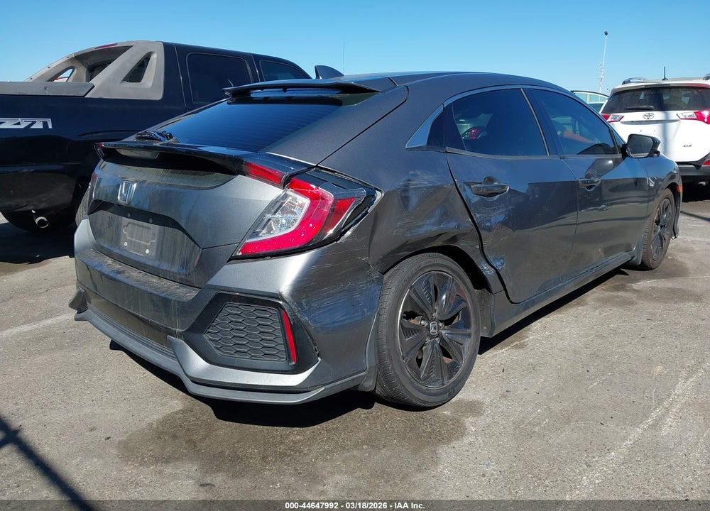 2018 HONDA CIVIC EX VIN: SHHFK7H53JU428482