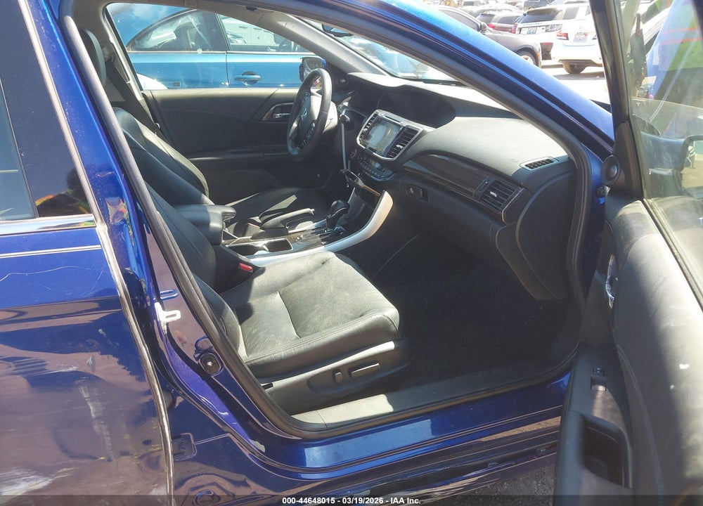 2017 HONDA ACCORD HYBRID TOURING VIN: JHMCR6F72HC025713