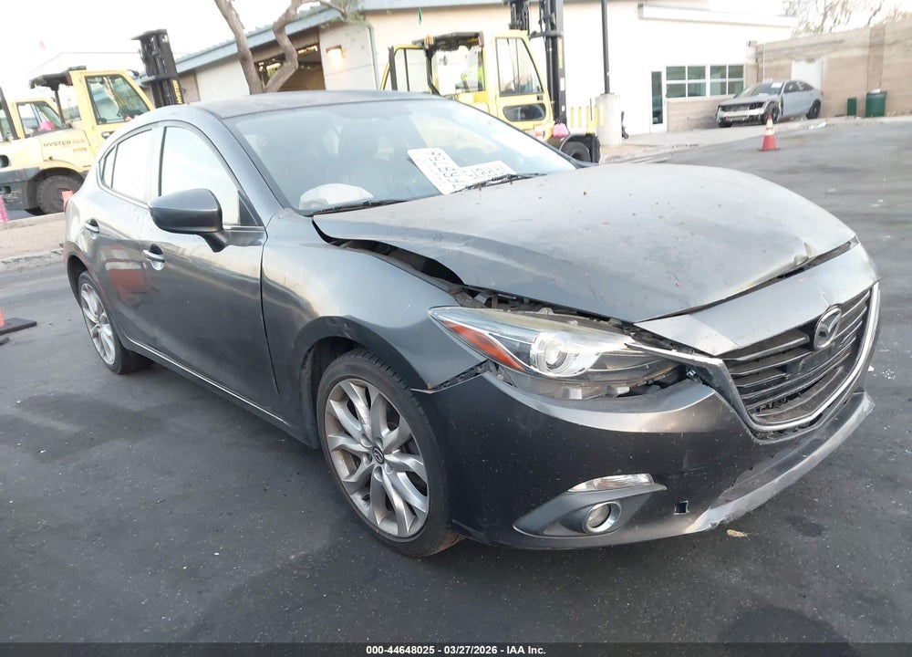 2014 MAZDA 3 S TOURING VIN: JM1BM1L38E1182010