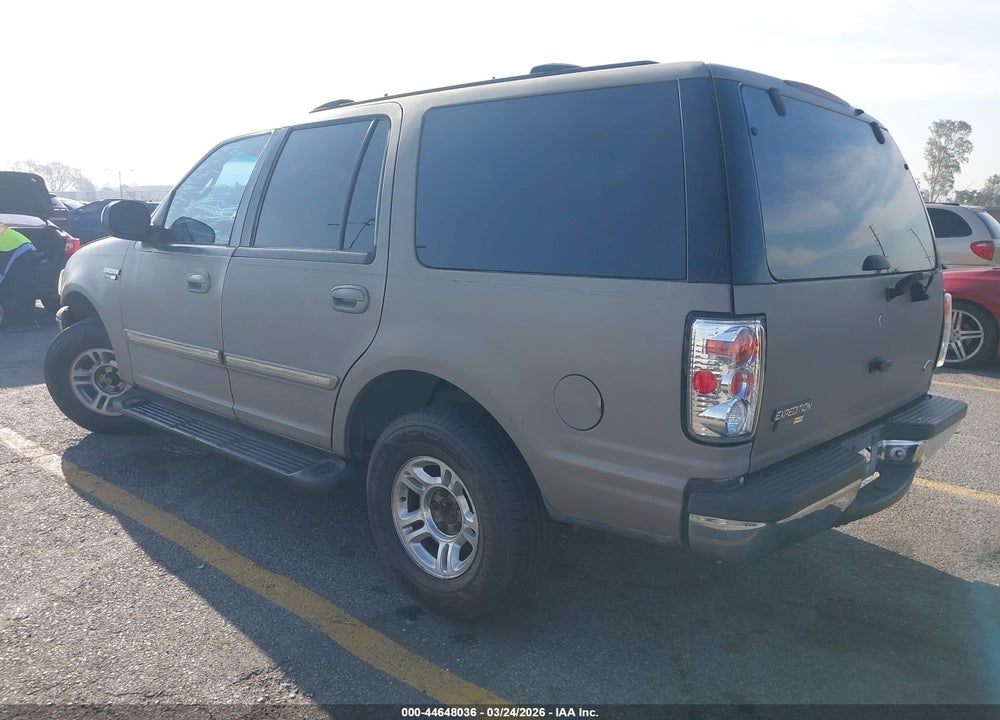2001 FORD EXPEDITION XLT VIN: 1FMRU15W51LB71160