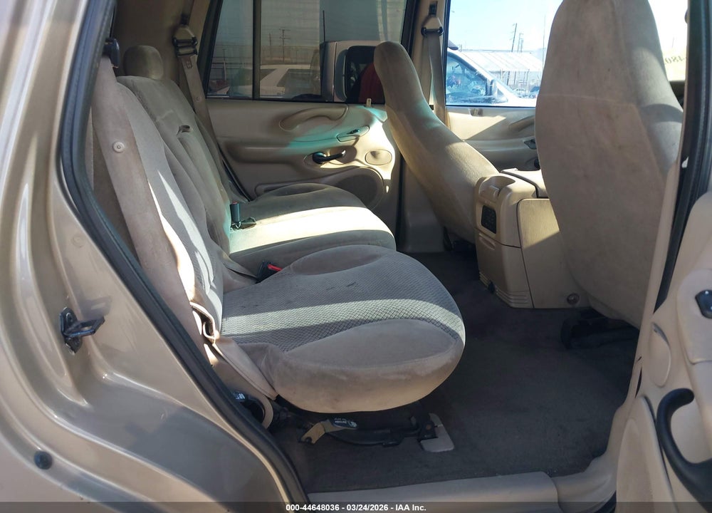 2001 FORD EXPEDITION XLT VIN: 1FMRU15W51LB71160