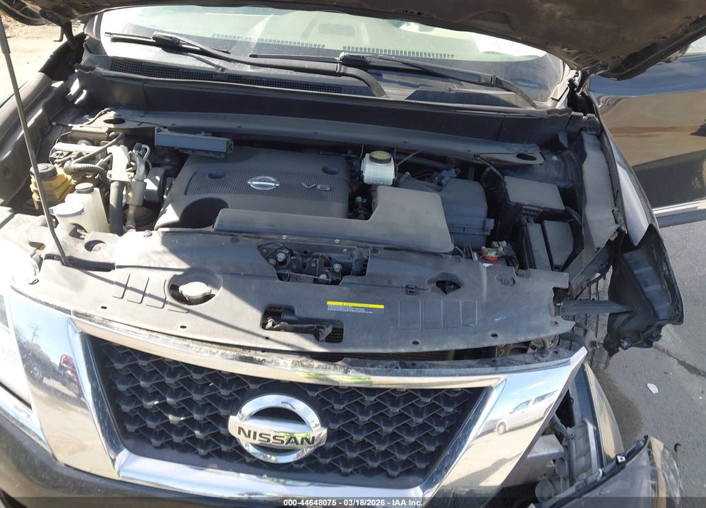 2015 NISSAN PATHFINDER SL VIN: 5N1AR2MN1FC692297