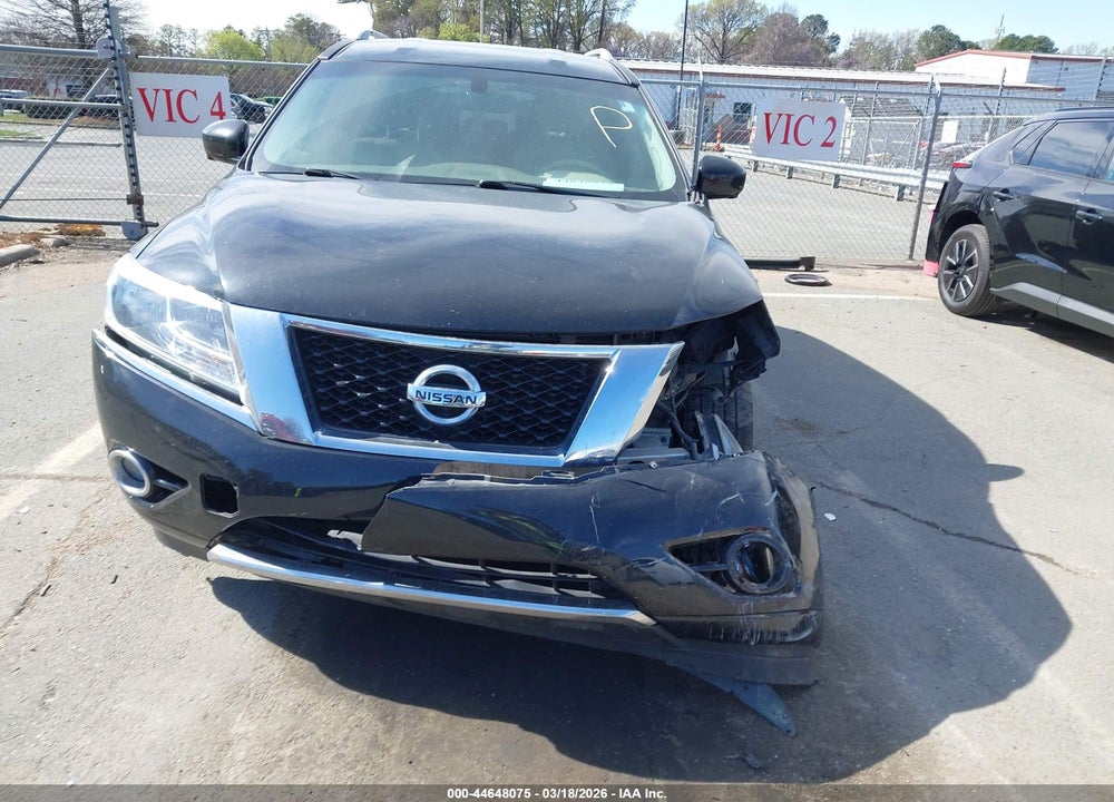 2015 NISSAN PATHFINDER SL VIN: 5N1AR2MN1FC692297