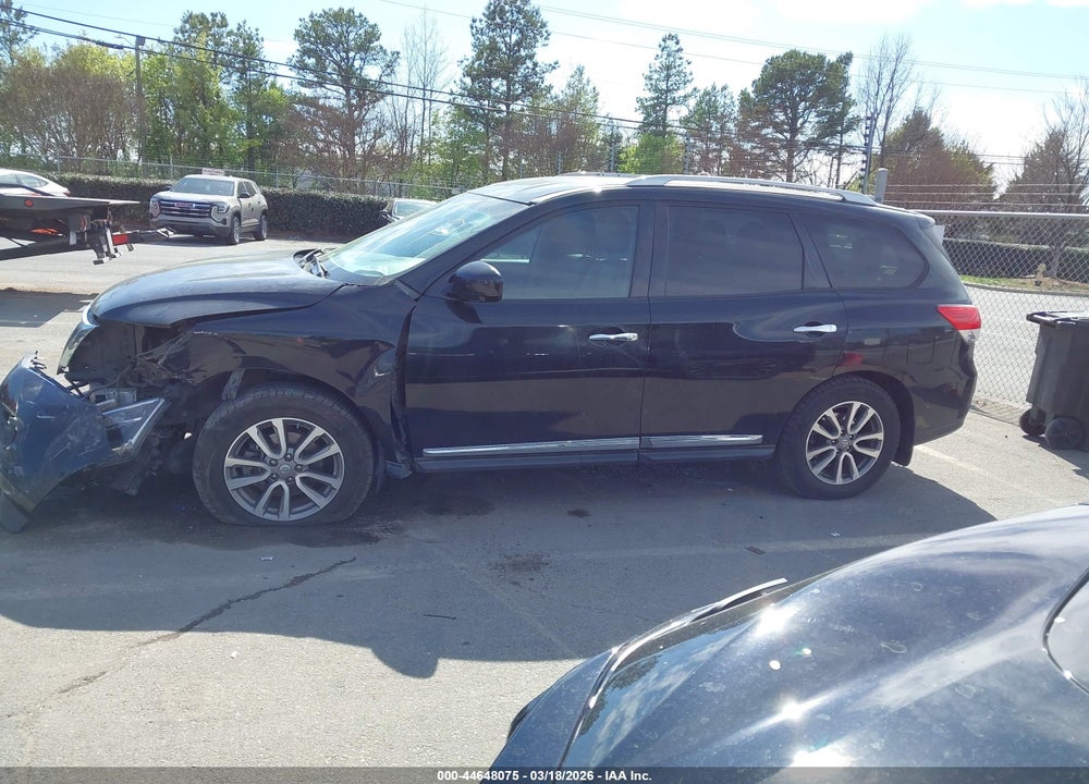 2015 NISSAN PATHFINDER SL VIN: 5N1AR2MN1FC692297