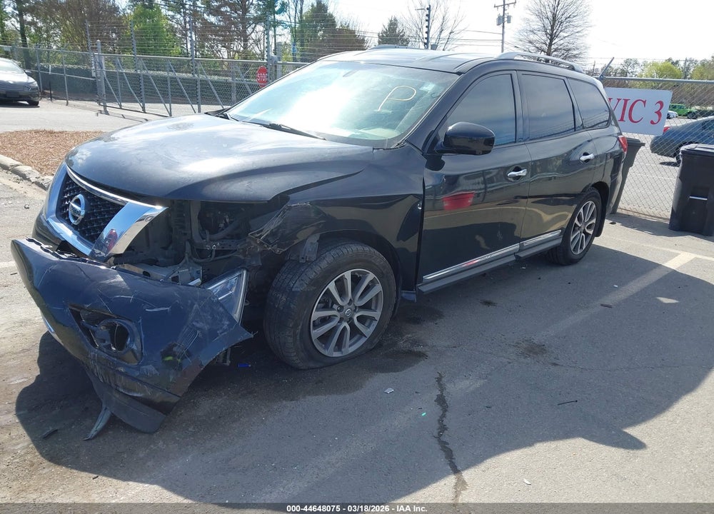 2015 NISSAN PATHFINDER SL VIN: 5N1AR2MN1FC692297
