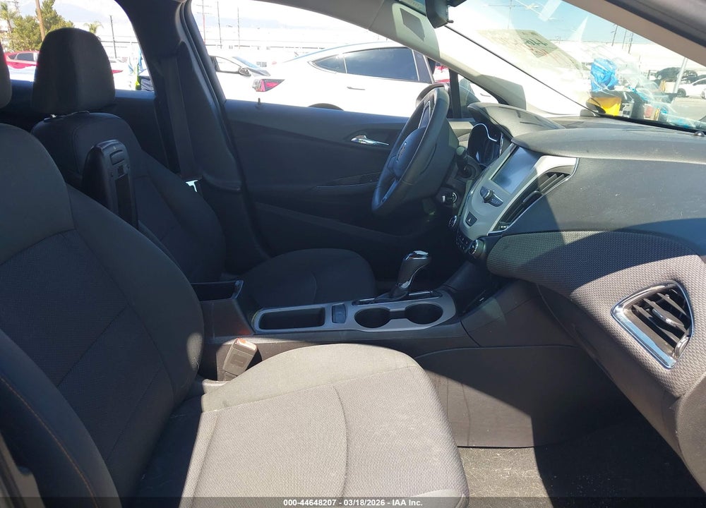 2017 CHEVROLET CRUZE LS AUTO VIN: 1G1BC5SM6H7215682