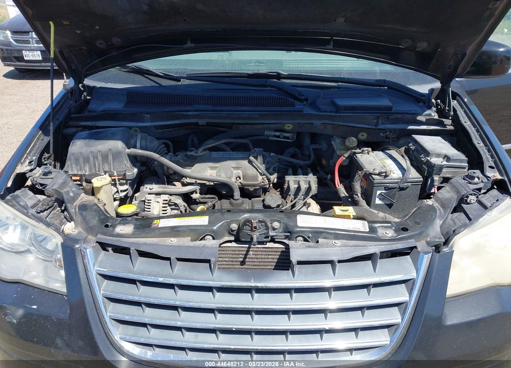 2010 CHRYSLER TOWN & COUNTRY TOURING VIN: 2A4RR5D1XAR215139