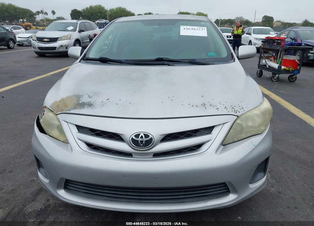 2011 TOYOTA COROLLA LE VIN: 2T1BU4EE7BC584527