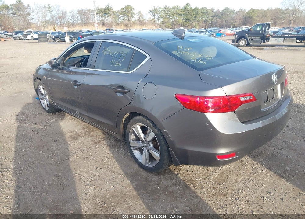 2013 ACURA ILX 2.0L VIN: 19VDE1F70DE009154