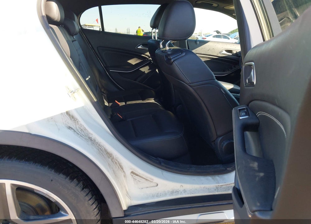 2016 MERCEDES-BENZ GLA 250 4MATIC VIN: WDCTG4GB6GJ191882