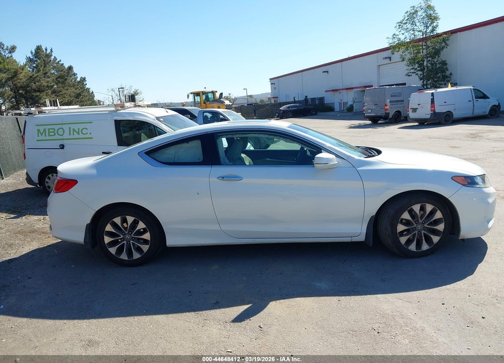 2013 HONDA ACCORD EX VIN: 1HGCT1B74DA020466