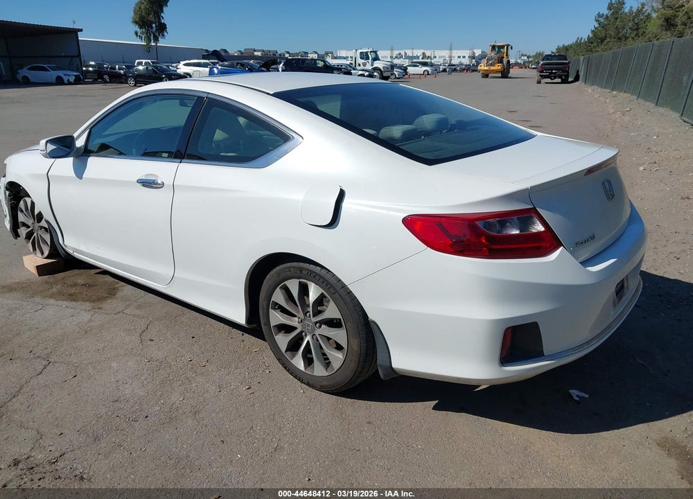 2013 HONDA ACCORD EX VIN: 1HGCT1B74DA020466