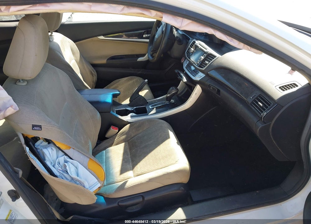 2013 HONDA ACCORD EX VIN: 1HGCT1B74DA020466