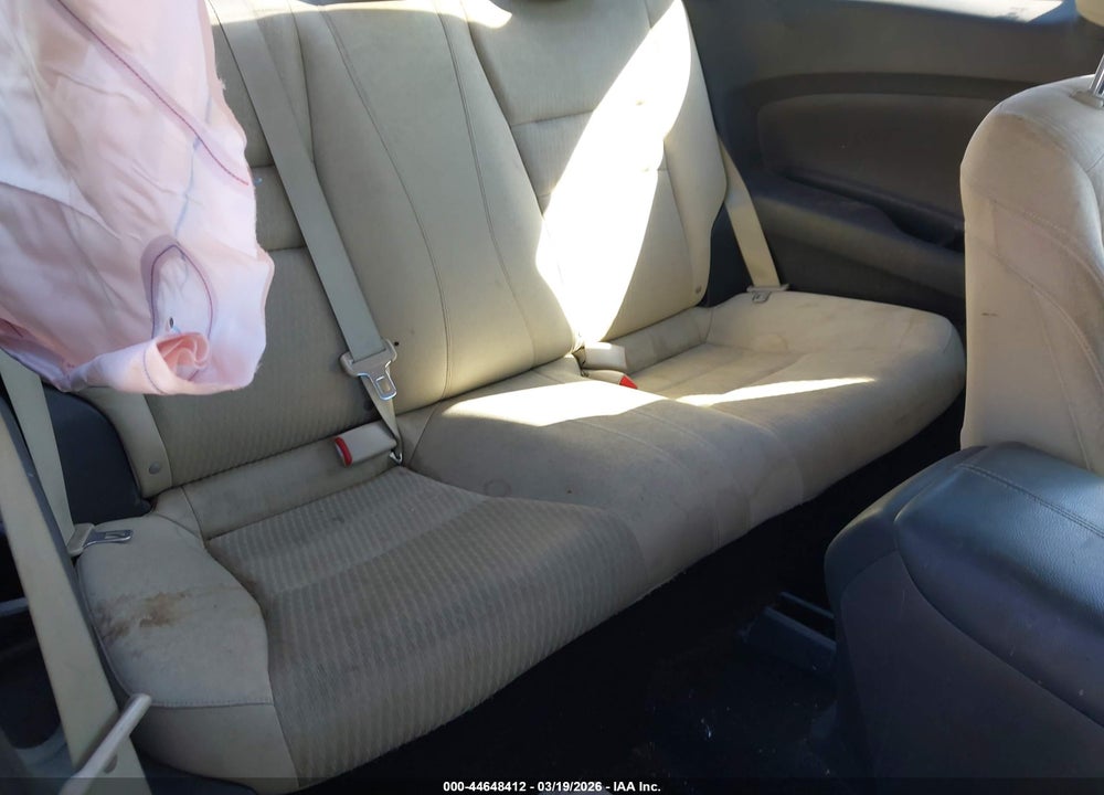2013 HONDA ACCORD EX VIN: 1HGCT1B74DA020466