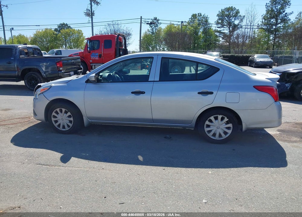2017 NISSAN VERSA 1.6 S+ VIN: 3N1CN7AP3HL907913