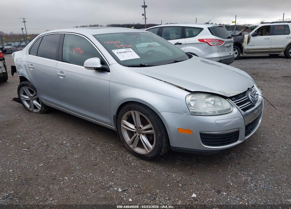 2010 VOLKSWAGEN JETTA SE VIN: 3VWRZ7AJ8AM060892