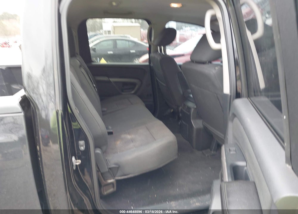 2015 NISSAN TITAN SV VIN: 1N6BA0ED7FN510047