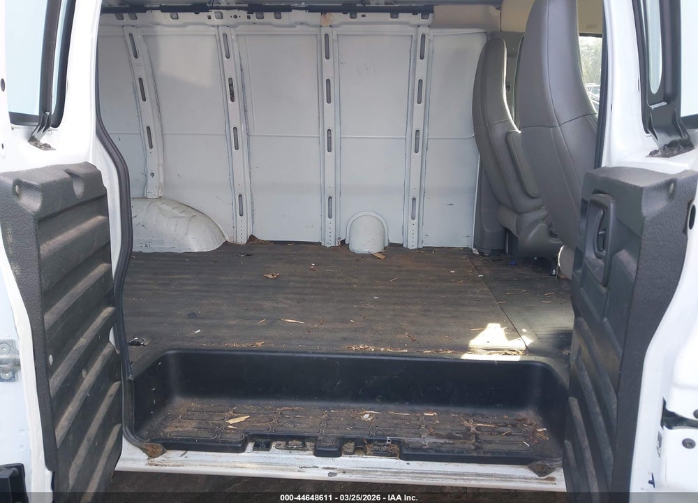 2020 CHEVROLET EXPRESS CARGO RWD 2500 REGULAR WHEELBASE WT VIN: 1GCWGAFG7L1124782