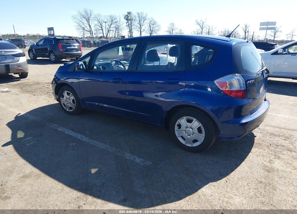 2013 HONDA FIT VIN: JHMGE8H3XDC000071