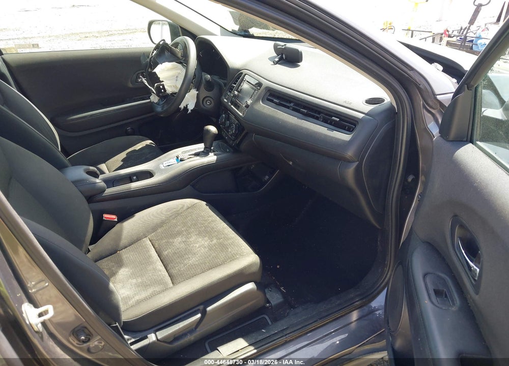 2019 HONDA HR-V LX VIN: 3CZRU6H38KG706929
