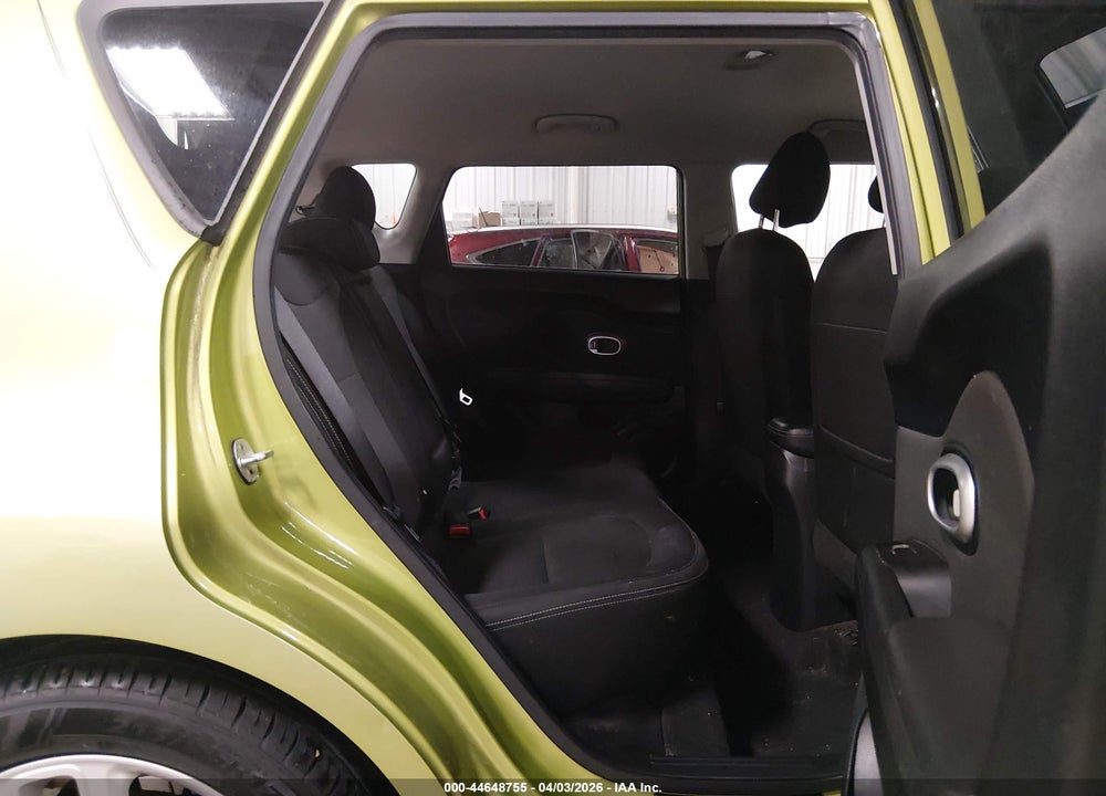 2017 KIA SOUL + VIN: KNDJP3A56H7878210