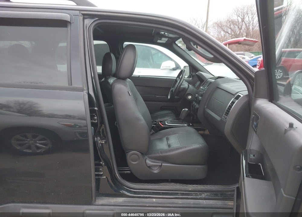 2011 FORD ESCAPE LIMITED VIN: 1FMCU0EG5BKB98021