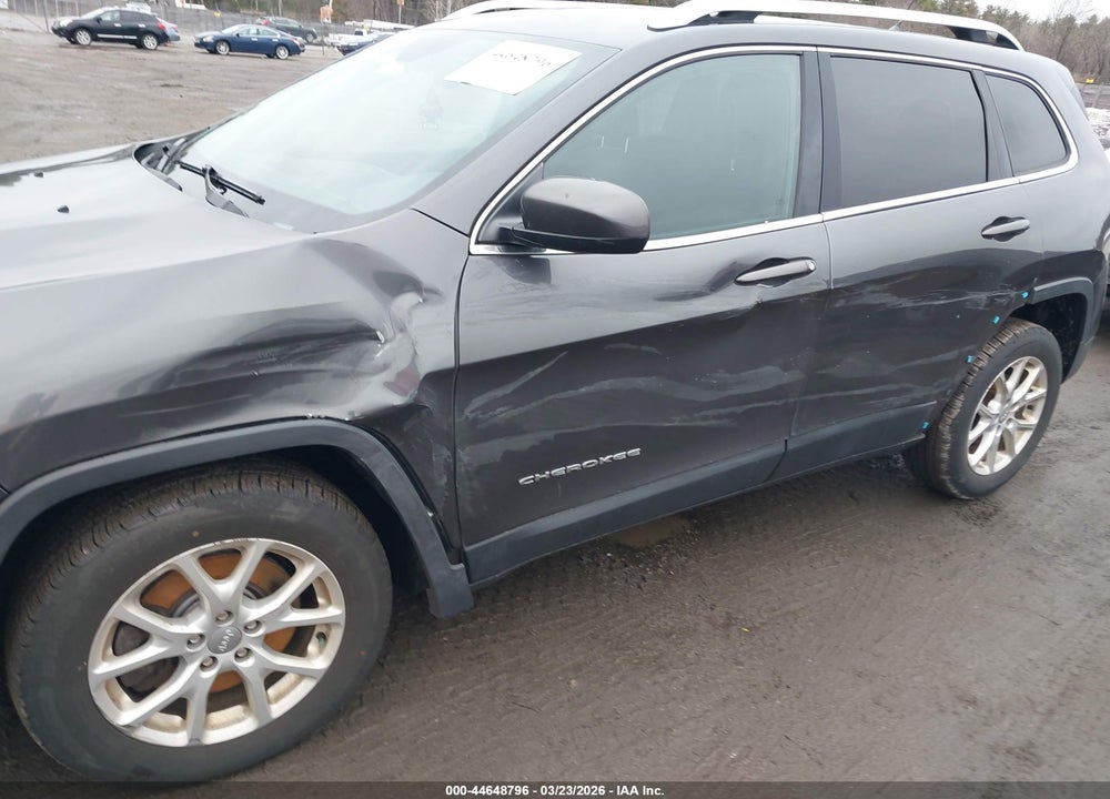 2015 JEEP CHEROKEE LATITUDE VIN: 1C4PJLCBXFW517516