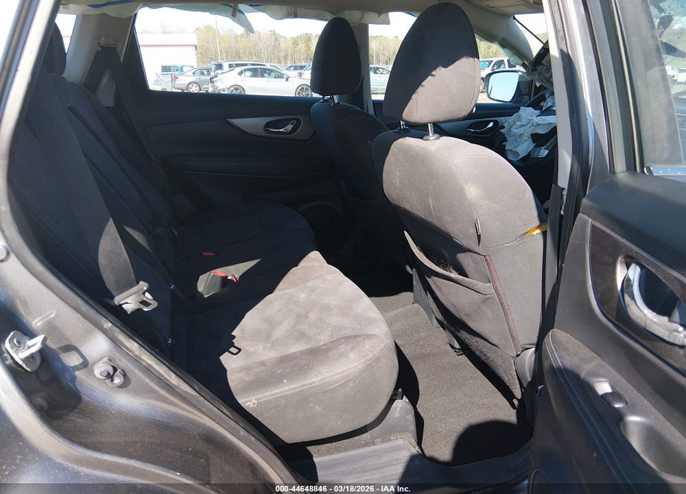 2016 NISSAN ROGUE S VIN: KNMAT2MT0GP626094