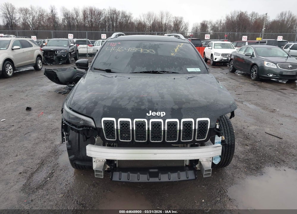 2019 JEEP CHEROKEE LATITUDE PLUS 4X4 VIN: 1C4PJMLB8KD201317