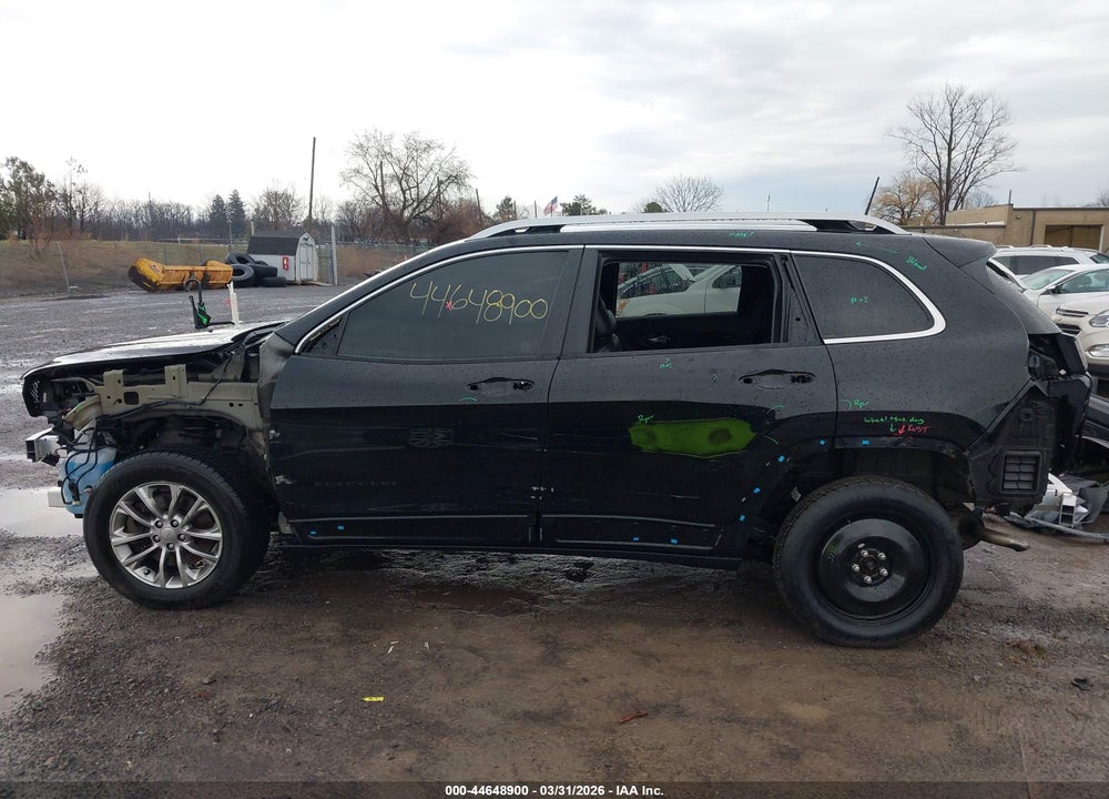2019 JEEP CHEROKEE LATITUDE PLUS 4X4 VIN: 1C4PJMLB8KD201317