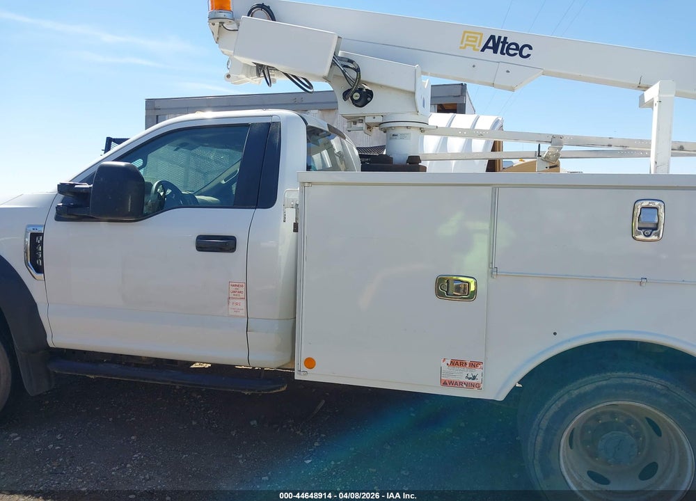 2019 FORD F-450 CHASSIS XL VIN: 1FDUF4GY5KEE94070