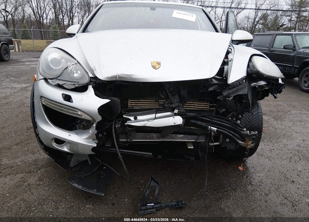 2012 PORSCHE CAYENNE VIN: WP1AA2A20CLA11434