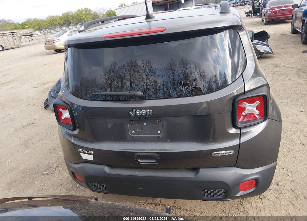 2018 JEEP RENEGADE LATITUDE 4X4 VIN: ZACCJBBB9JPH99986