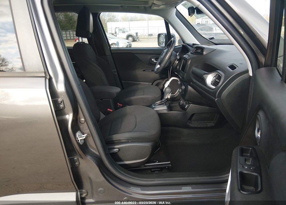 2018 JEEP RENEGADE LATITUDE 4X4 VIN: ZACCJBBB9JPH99986