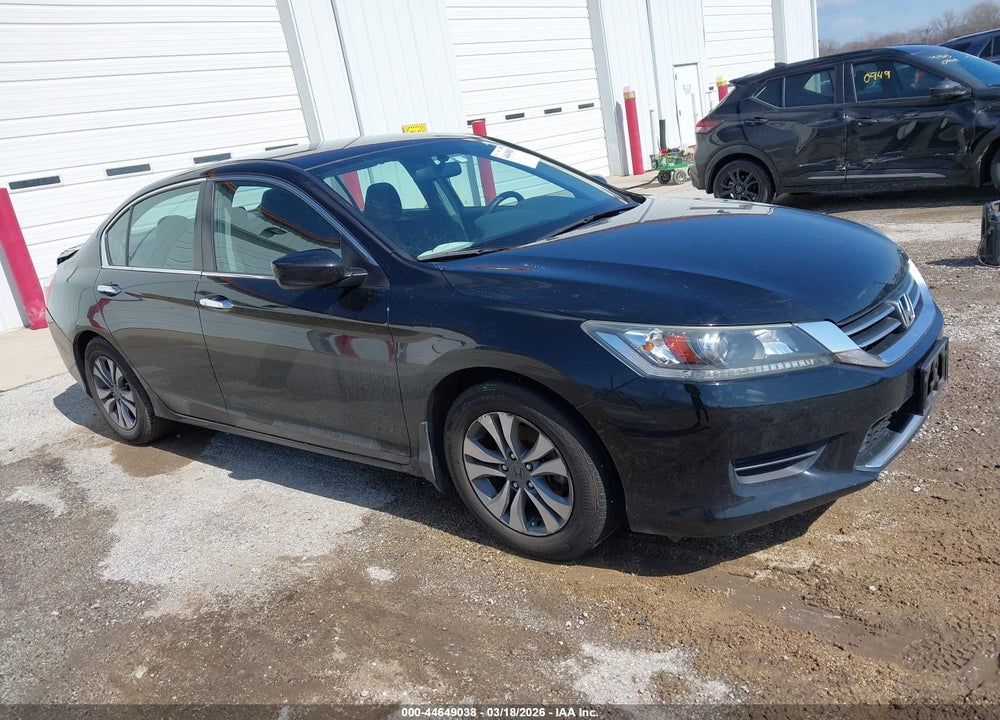 2015 HONDA ACCORD LX VIN: 1HGCR2F39FA245156