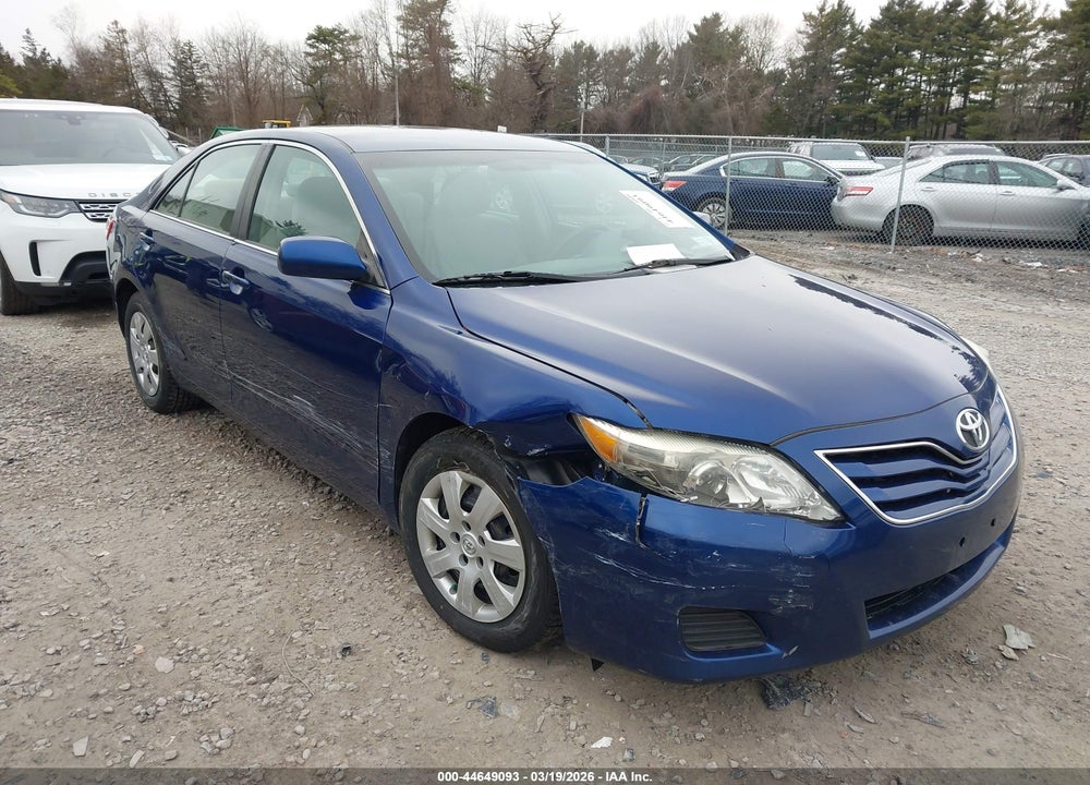 2011 TOYOTA CAMRY LE VIN: 4T1BF3EK8BU741815